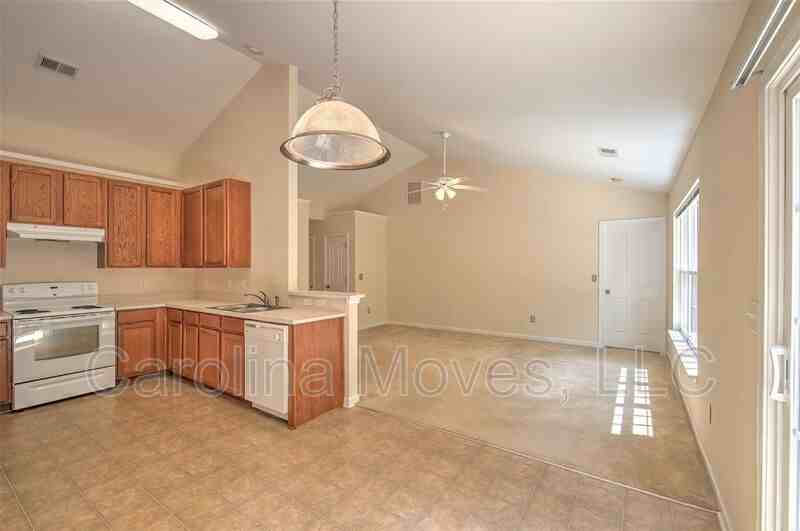 112 Stream Crossing Way - Photo 5 of 19