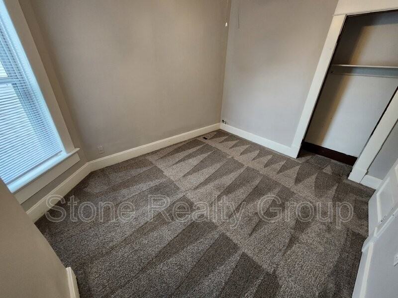 2019 N 7th St - Photo 6 of 9