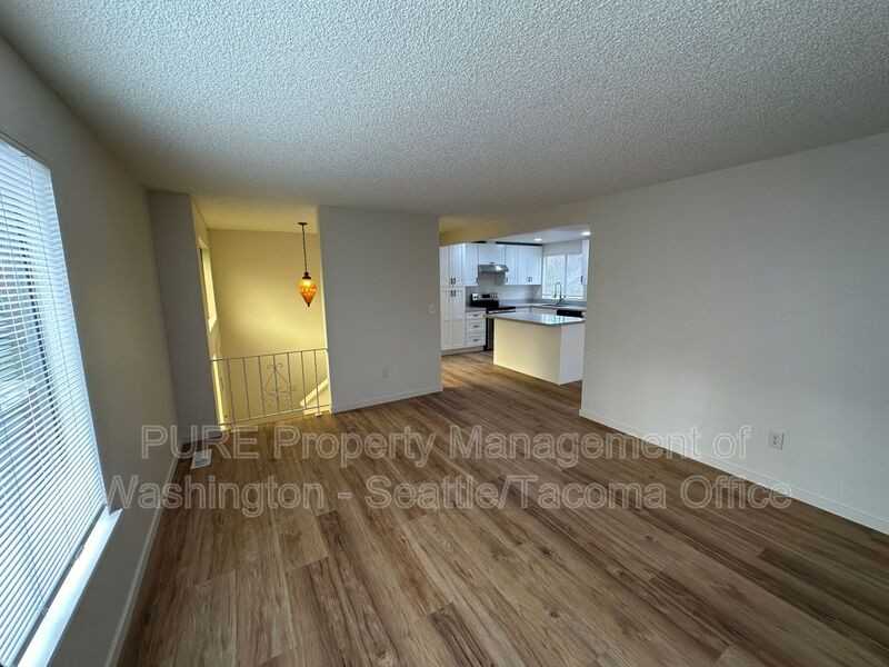 1727 45th Ave Sw - Photo 6 of 28