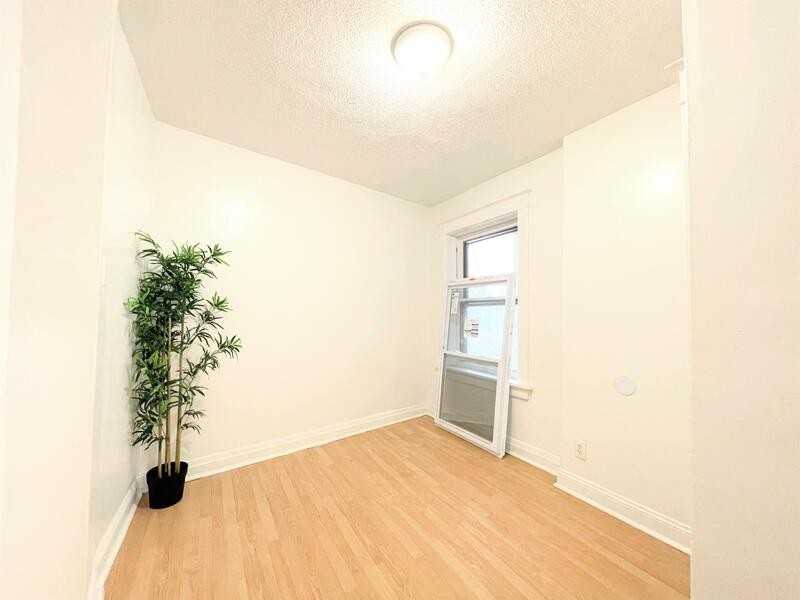 2747 Pestalozzi St #2E - Photo 4 of 8