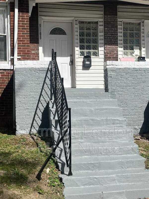 5103 Terry Ave - Photo 2 of 15