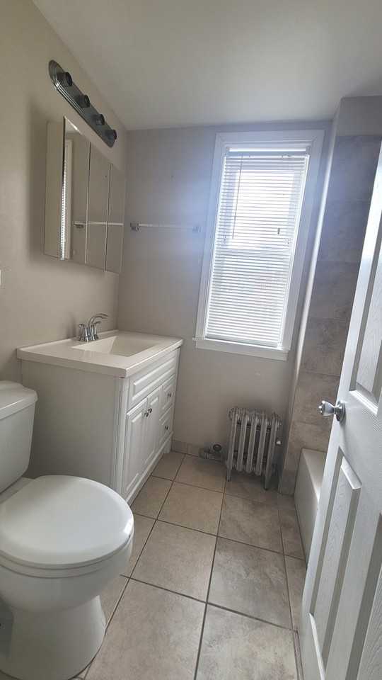 7841 S Loomis Blvd #1 - Photo 2 of 6