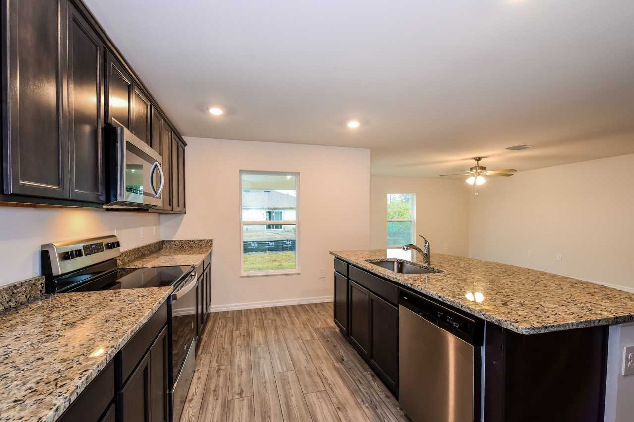 164 Blackstone Dr - Photo 7 of 20