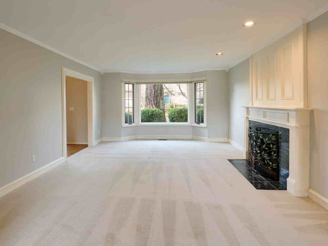 13733 Sw Hiteon Dr #NA - Photo 3 of 28