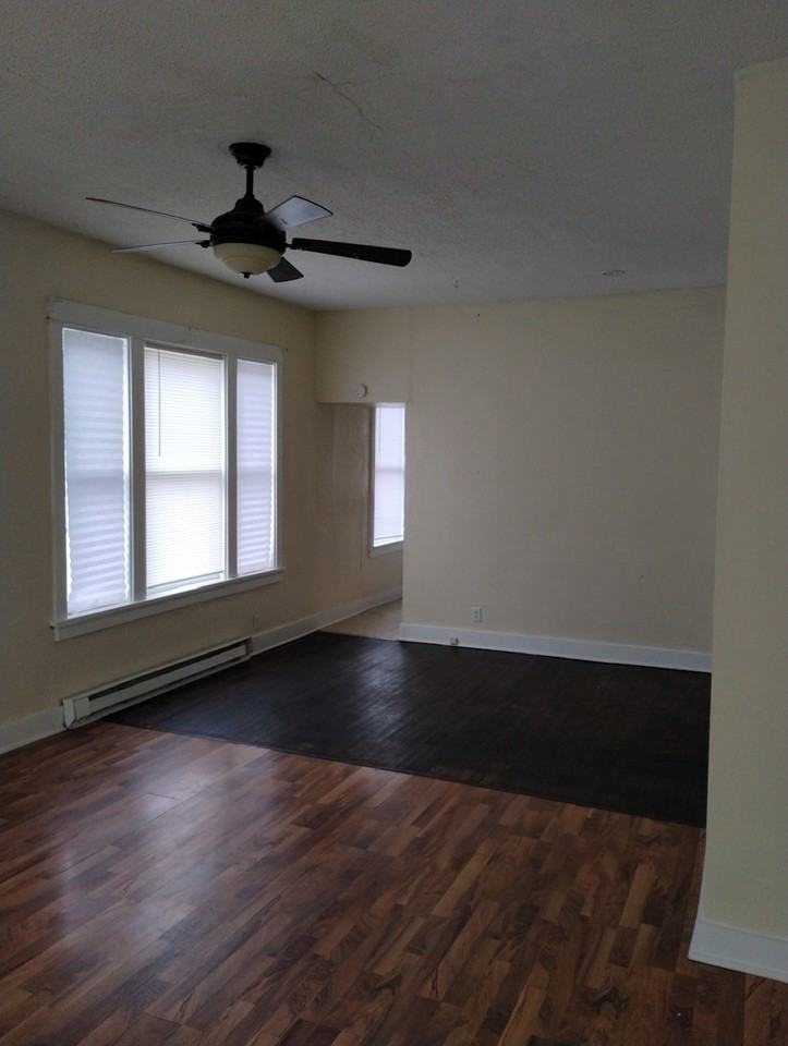 628 W 3rd St #A - Photo 4 of 8