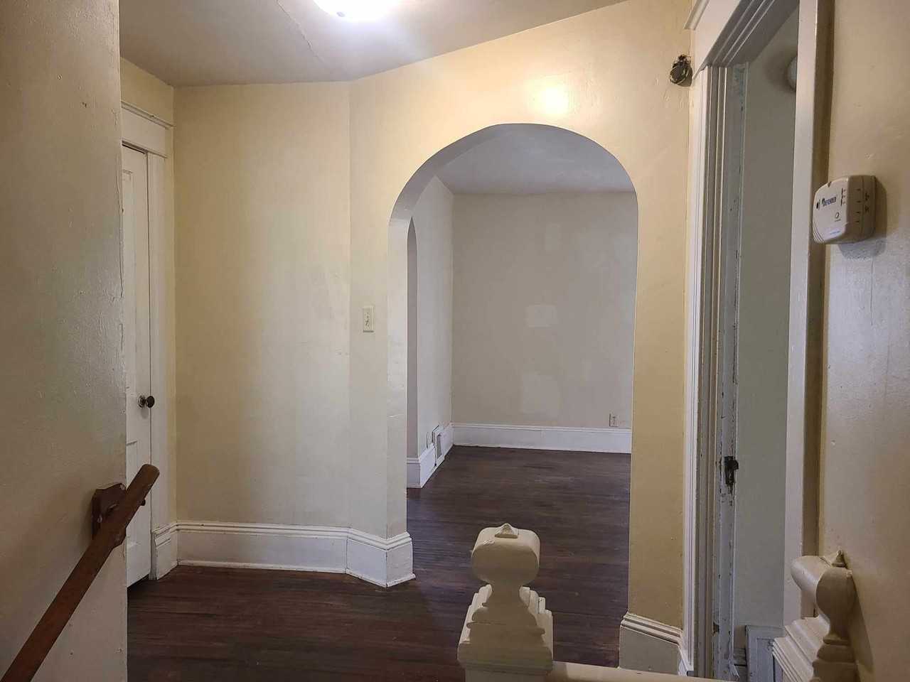 815 1/2 Randolph St #815-1-2 - Photo 5 of 10