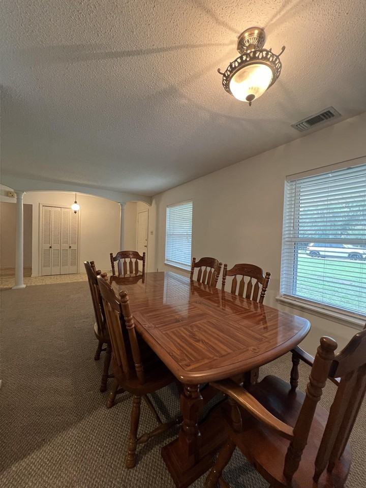 1735 Donaldson Ave #1 - Photo 7 of 30