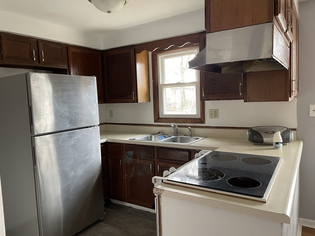 Berrien 920 N. #1 - Photo 3 of 23