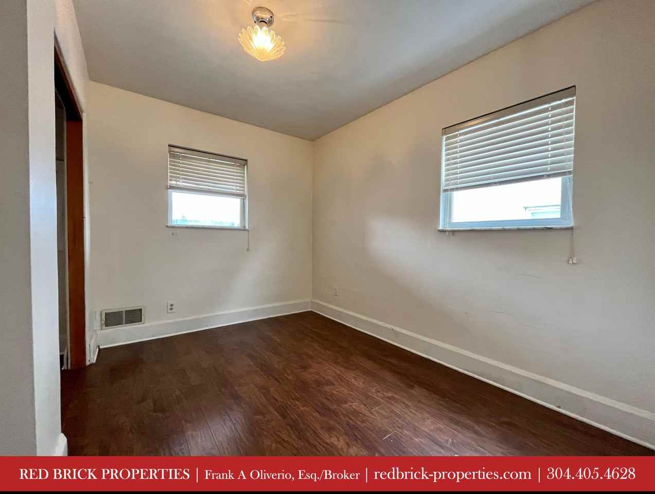 912 Gaston Ave #1 - Photo 2 of 25