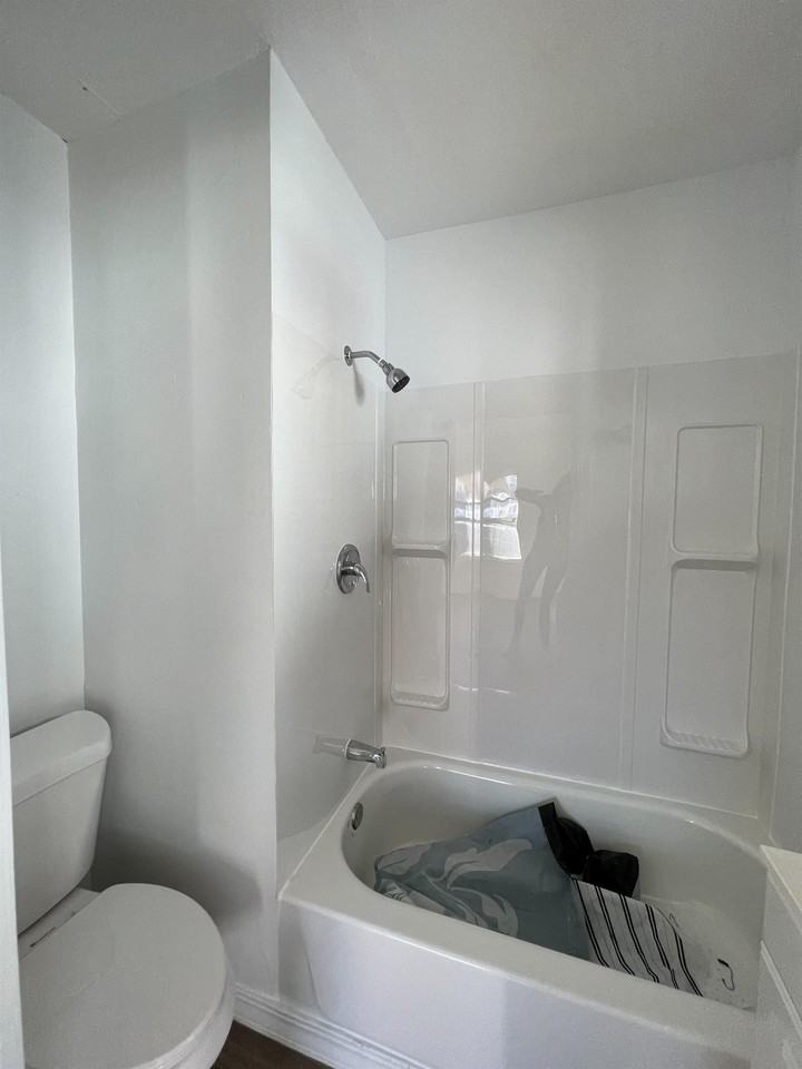 709 E Street - 1 #1 - Photo 4 of 4