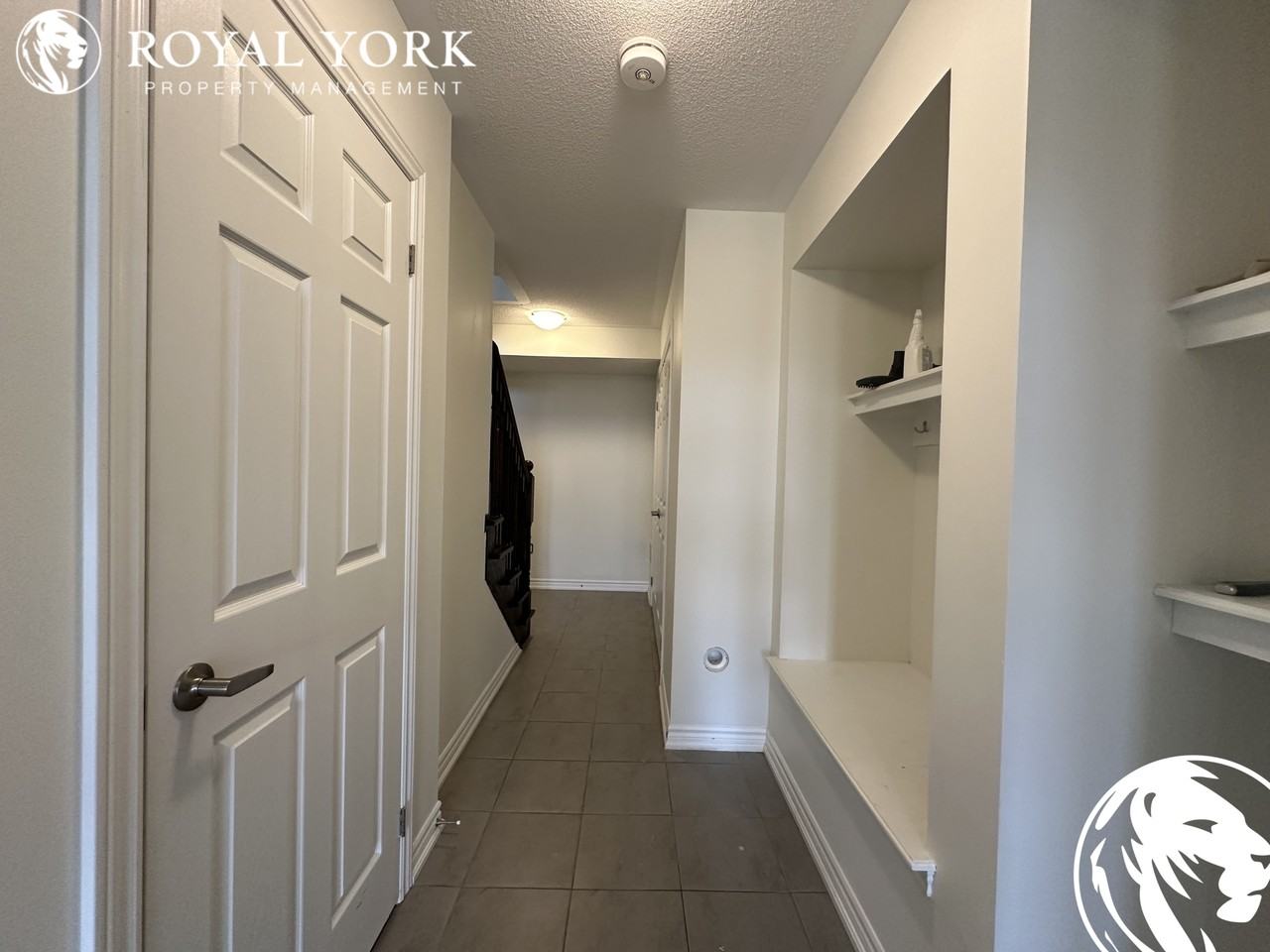 68 Lockyer Dr - Photo 3 of 39
