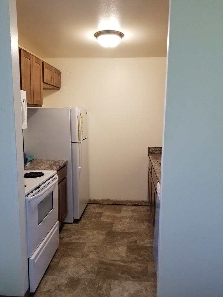 1933-2233 Wyoming Ave. - Photo 5 of 8