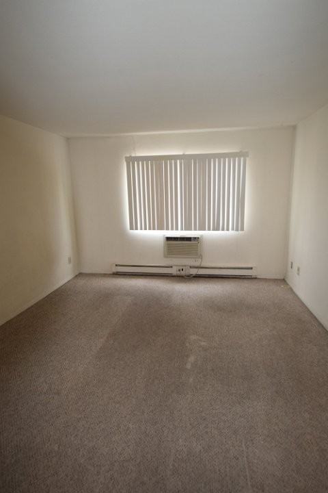 427 W Main St - Photo 3 of 50