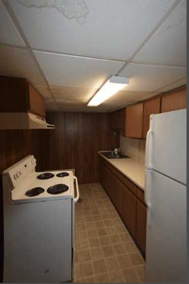 427 W Main St - Photo 4 of 50