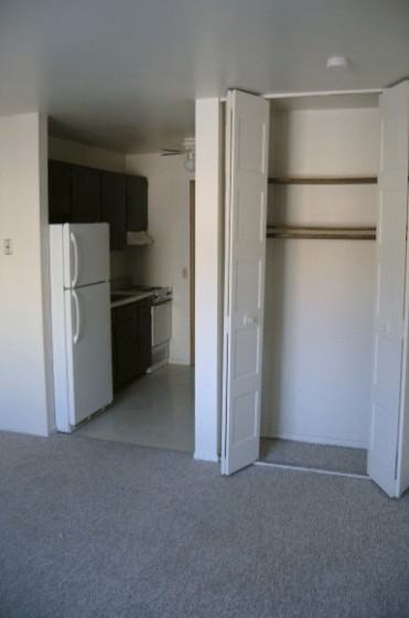 427 W Main St - Photo 6 of 50