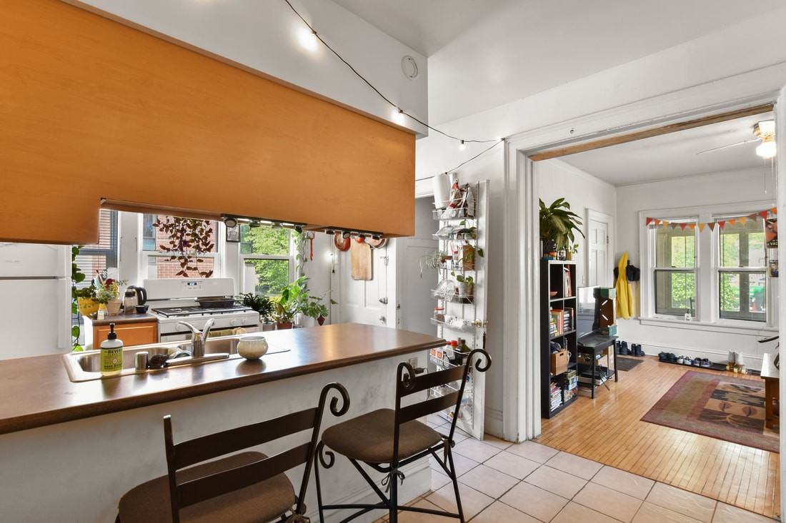 23 E Johnson St - Photo 5 of 37