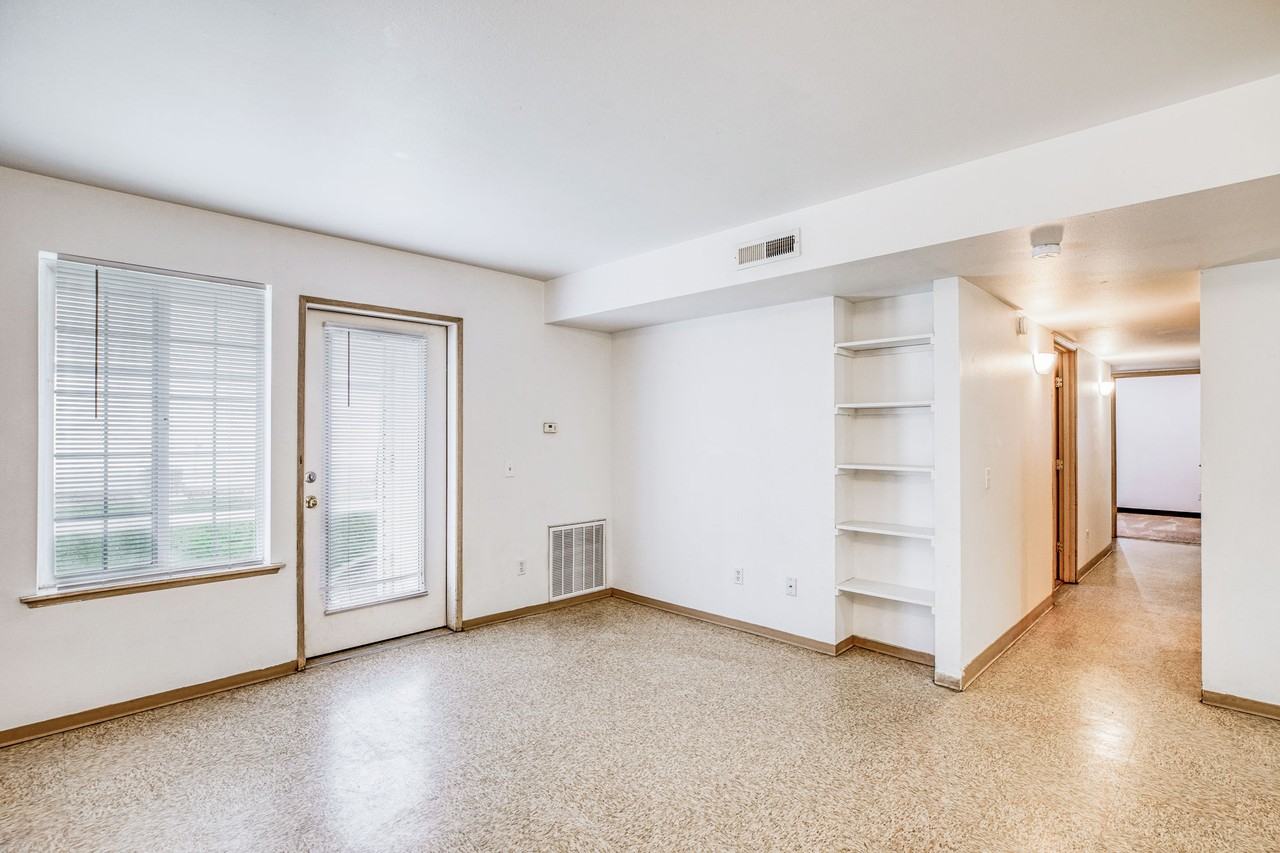 Parkview & Third Avenue Apartments - Photo 3 of 9