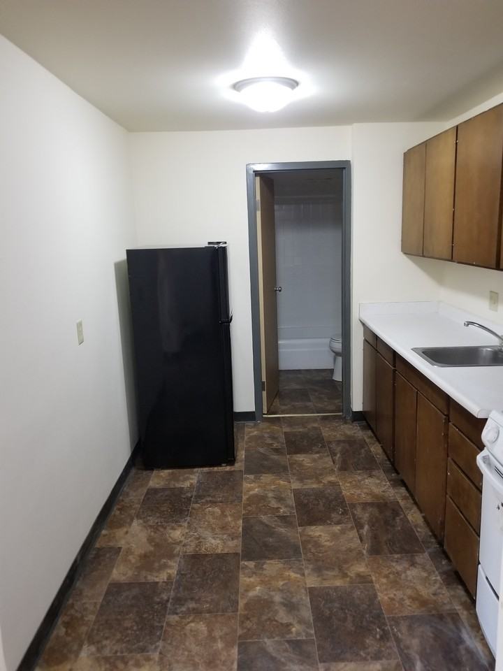 1315 Spring St - Photo 6 of 29