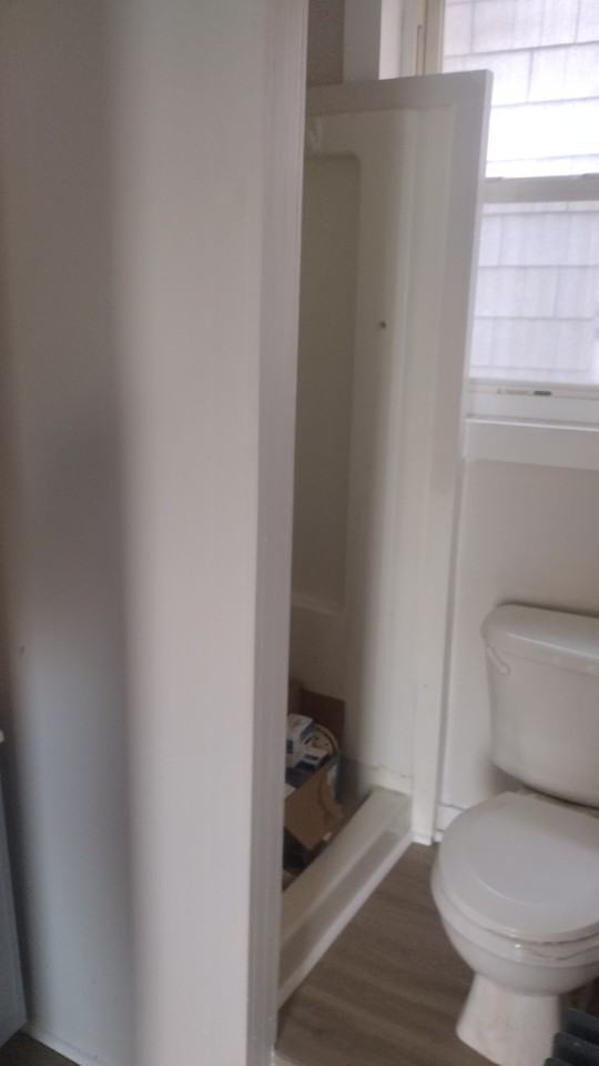 272 Hepburn St - Photo 2 of 9