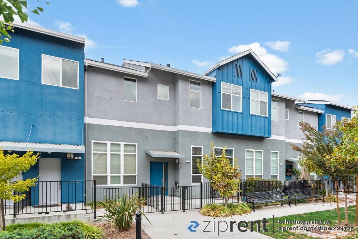 7670 Gennaro Way - Photo 2 of 27