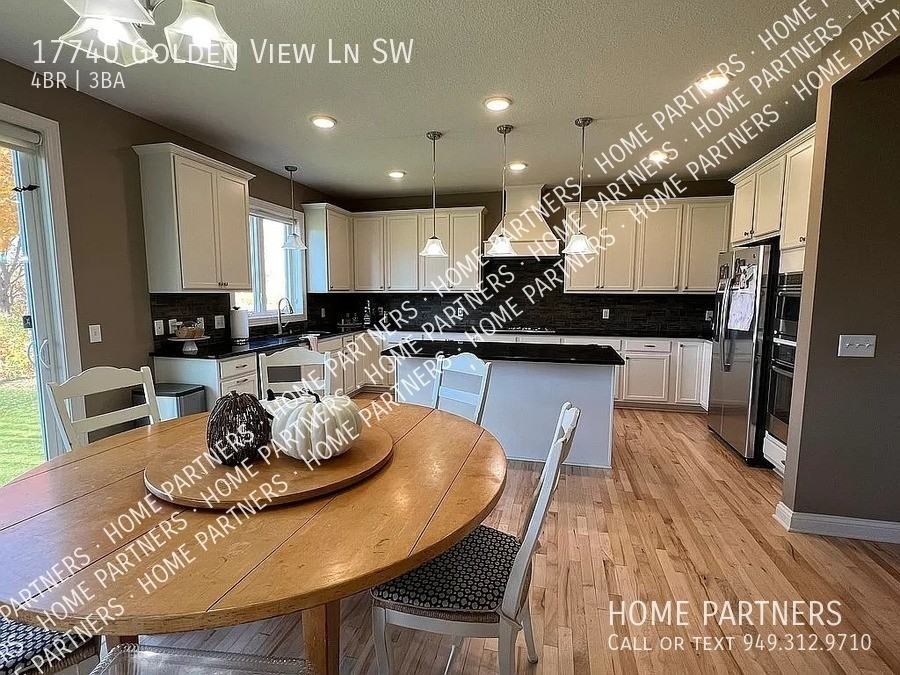 17740 Golden View Ln Sw - Photo 3 of 18