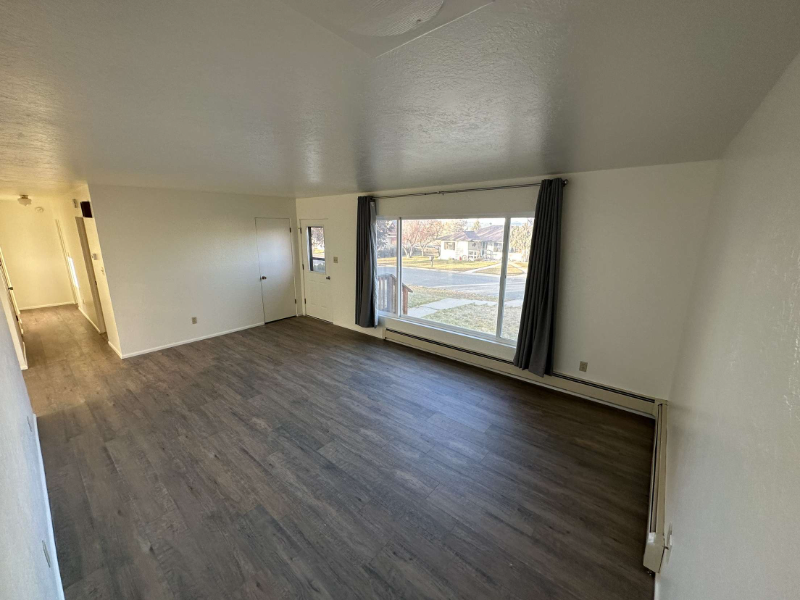 1619 Choteau St - Photo 2 of 28