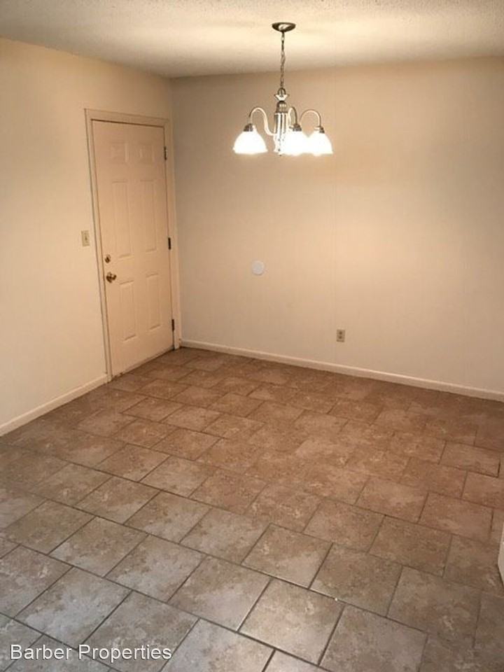 1616 Ashland Highway - Photo 3 of 5