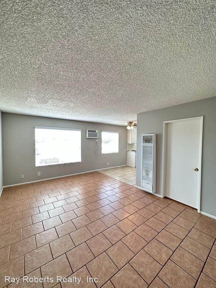 15735 BLAINE AVE Apartments 15735 Blaine Ave, Bellflower, CA 90706