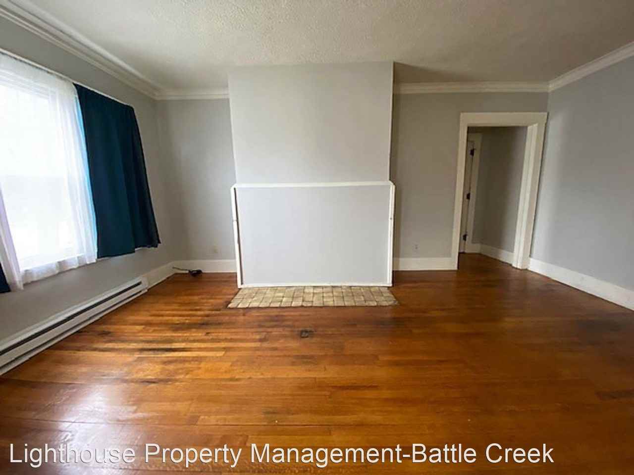 456 Capital Ave NE - Photo 2 of 8