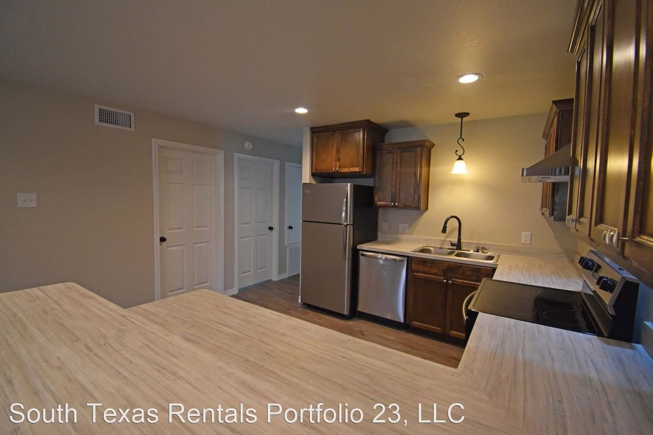 907 Simpson - Photo 2 of 9