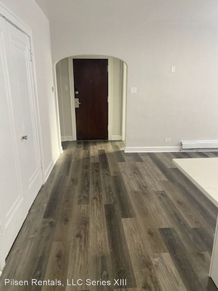 4425-31 N. Milwaukee Ave & 5055-65 W. Agatite Ave - Photo 2 of 11