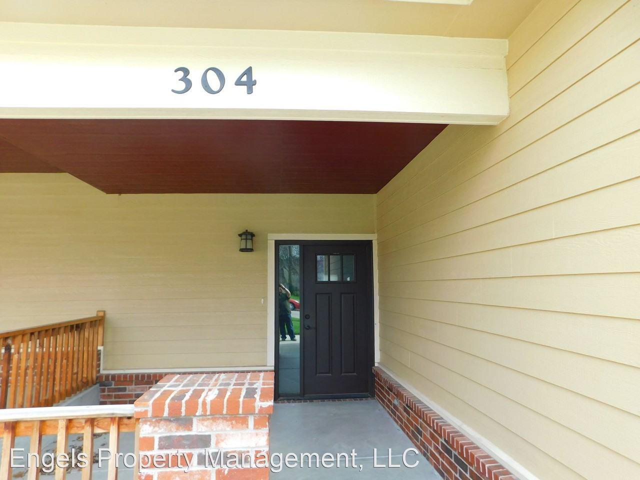 304 W 2nd Ave - Photo 2 of 30