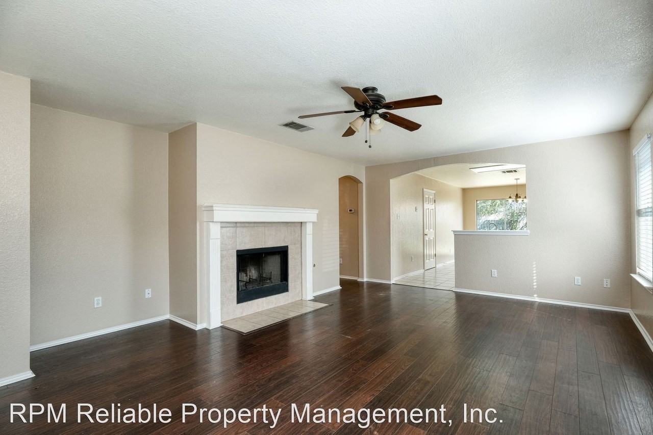 124 Hunter Rex Way - Photo 3 of 13