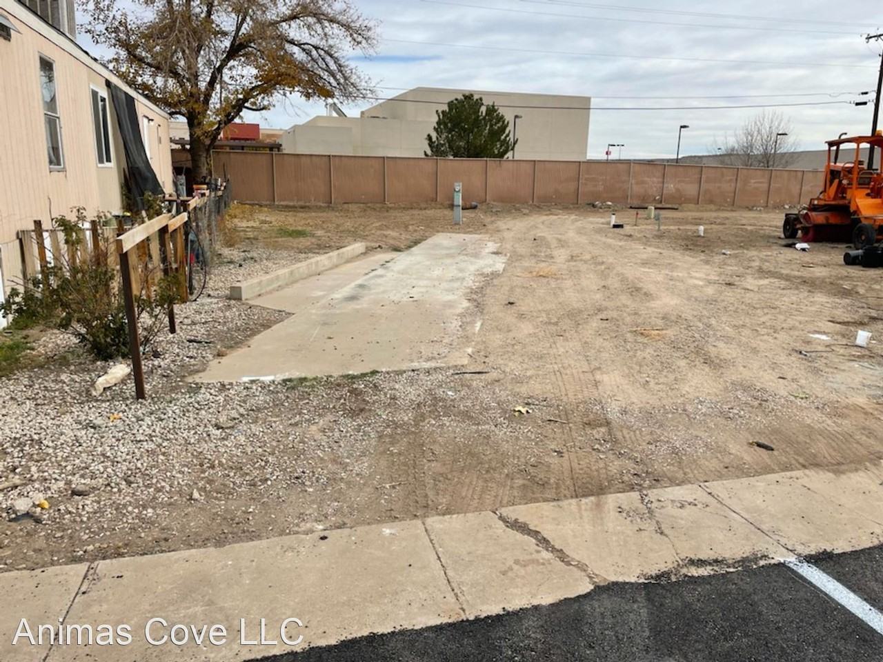 Mobile Home Living - Great Location! - Photo 3 of 4