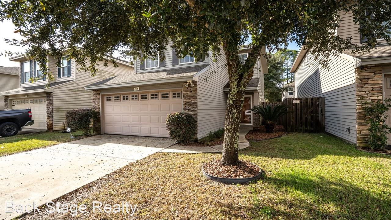 813 Sugar Plum Ln - Photo 3 of 30