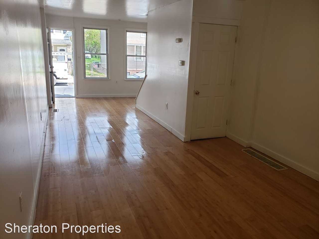 818 Anchorage St - Photo 3 of 13