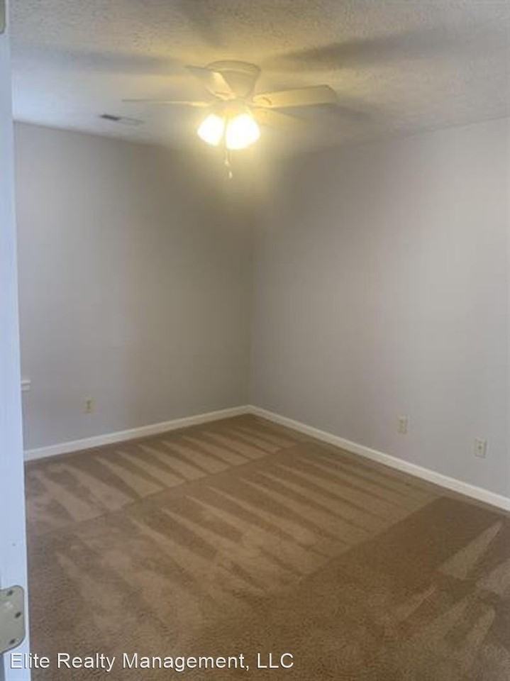 2419 Haviland Dr - Photo 2 of 13