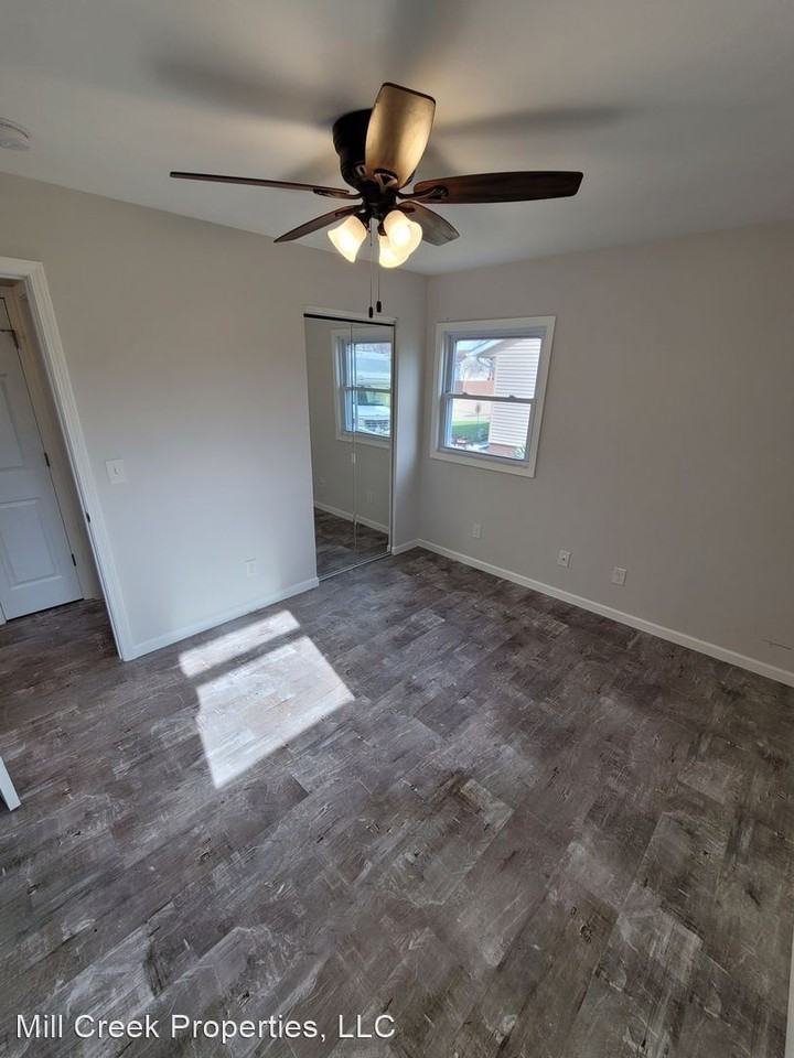 1448 16th Ave - Photo 3 of 40