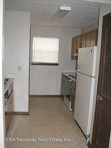 5917 Pinetree Ave - Photo 3 of 5