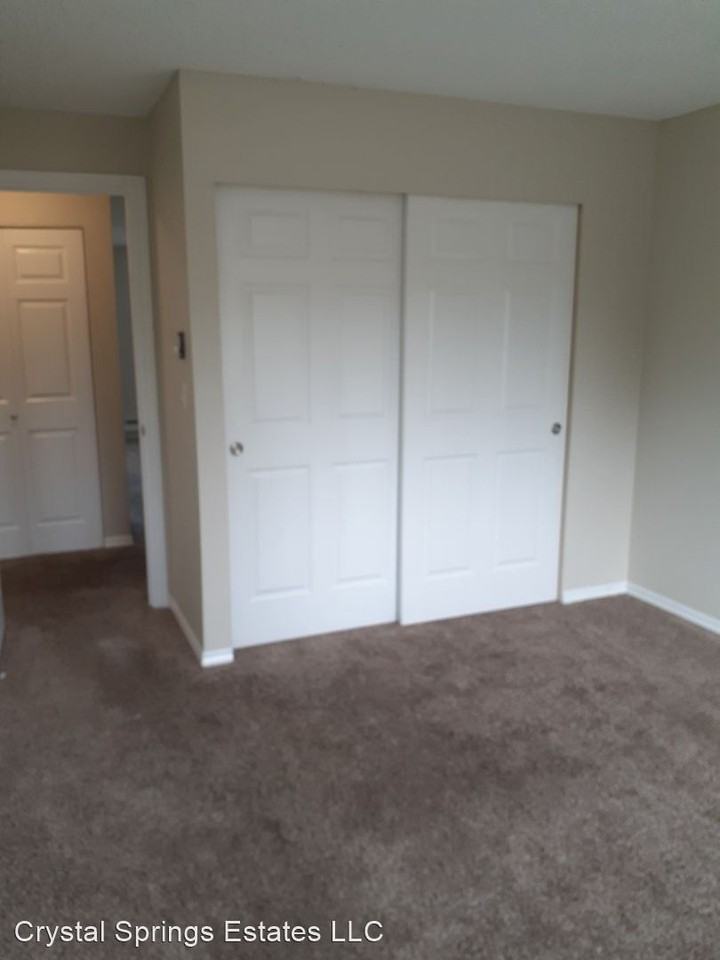 2706 Crystal Springs Rd SW - Photo 3 of 8