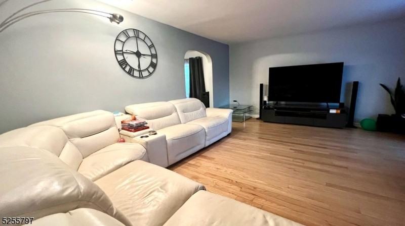 14 Noel Dr - Photo 3 of 15