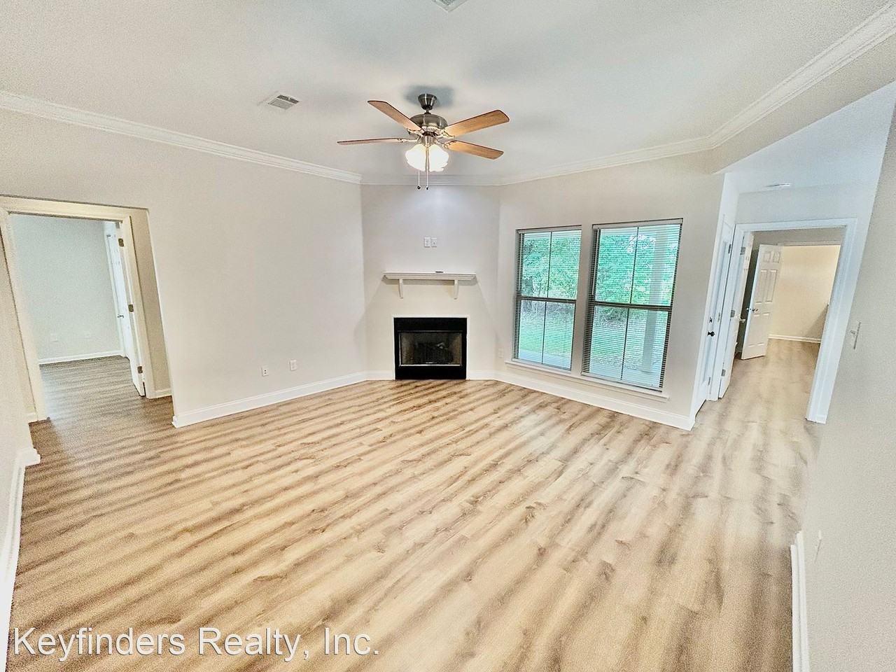 1745 Ravier Ln - Photo 2 of 20