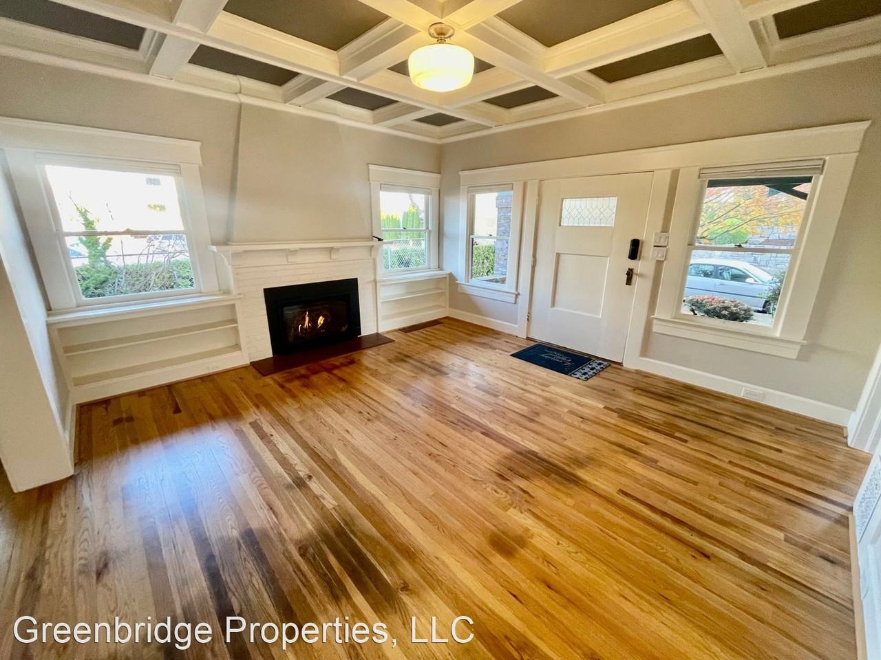 1725 Ne 44th Ave - Photo 2 of 43