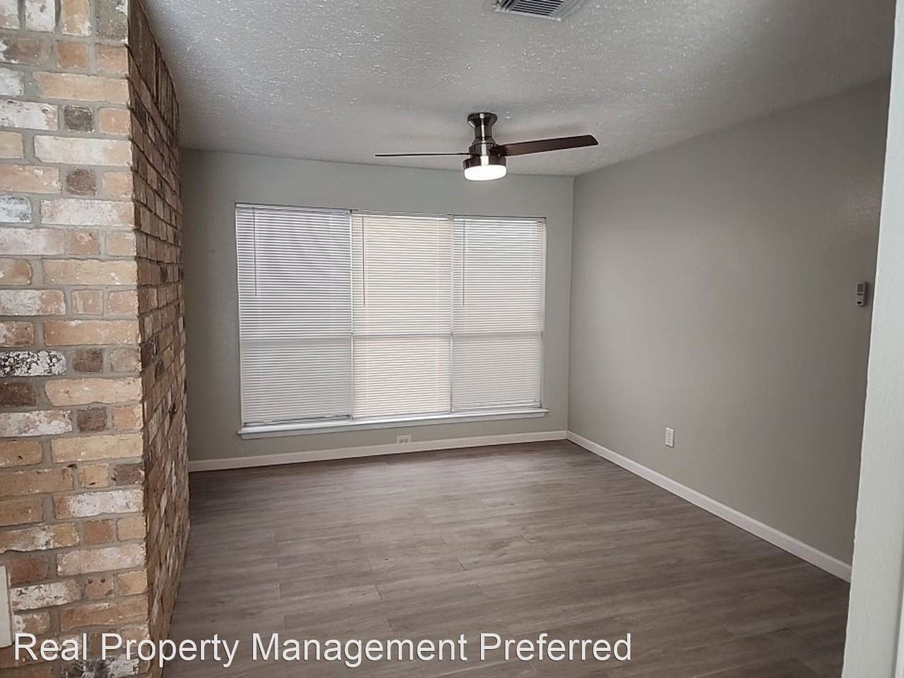 2207 Kingston Ct - Photo 2 of 17