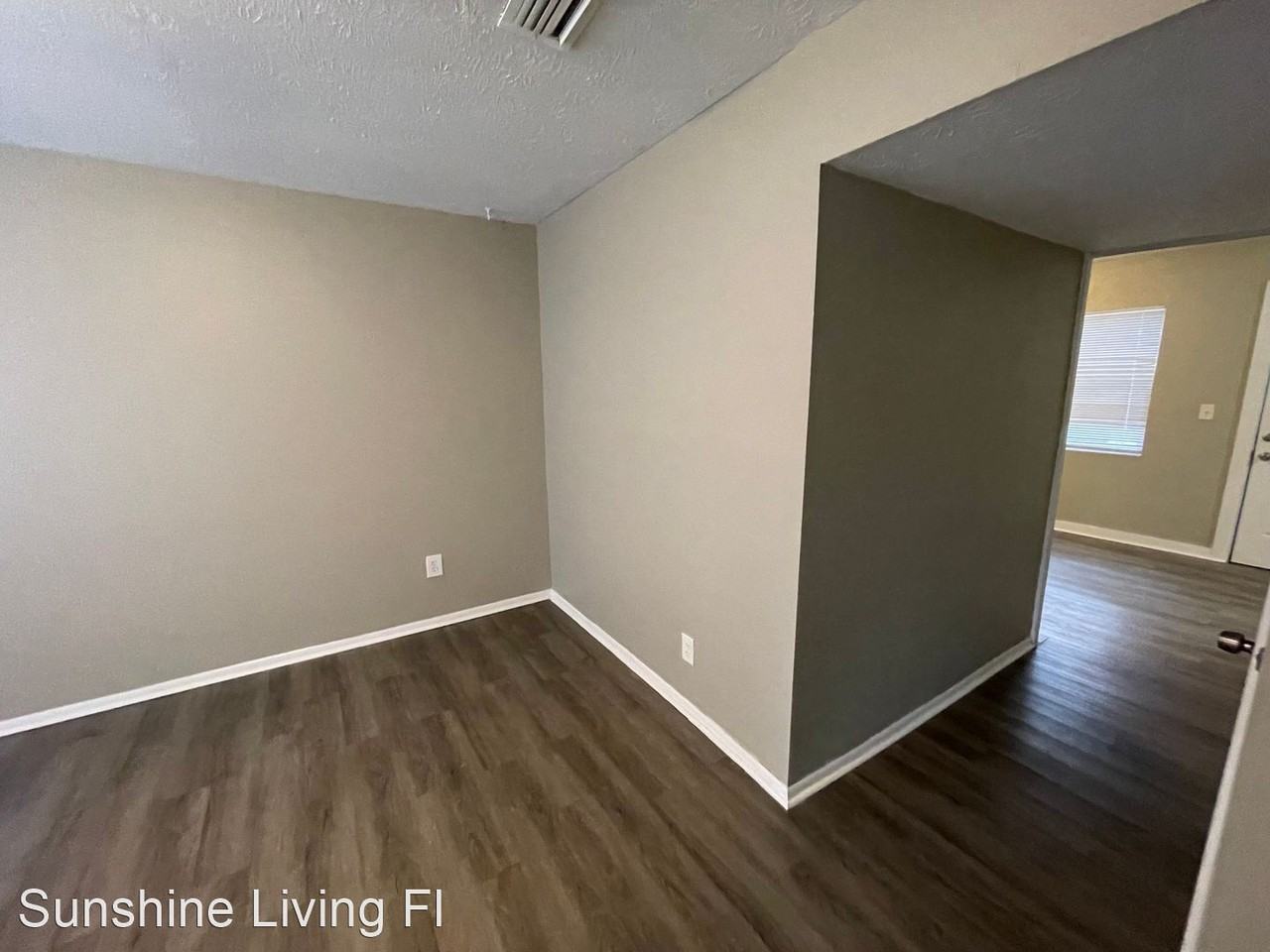 1998 Erline Dr - Photo 3 of 11