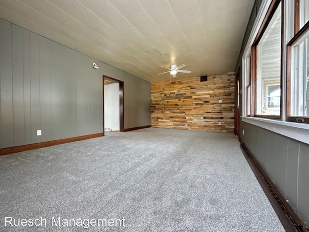 516 W Wescott St - Photo 2 of 15