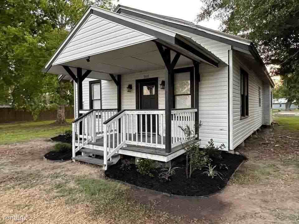 1803 N Cutting Ave - Photo 2 of 27