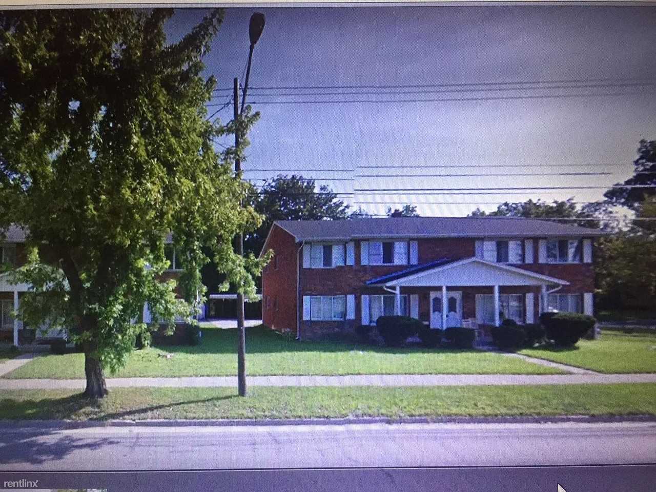 2225 Weiss St - Photo 3 of 11