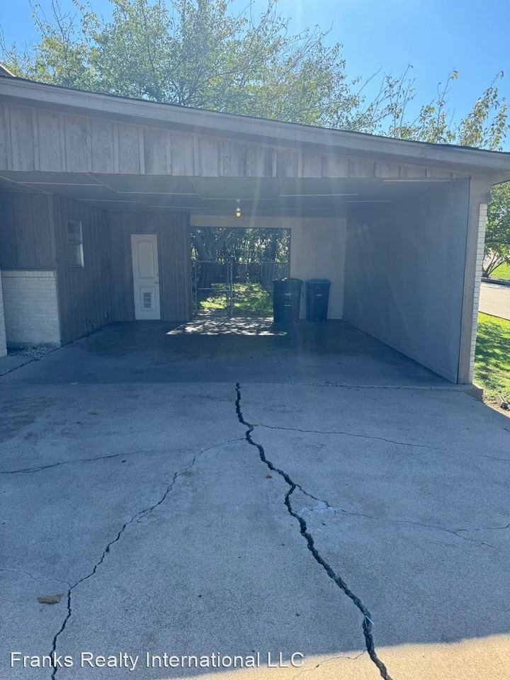 5353 Wonder Drive - Photo 2 of 18