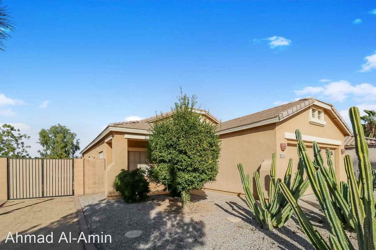 17136 W Desert Ln - Photo 2 of 21
